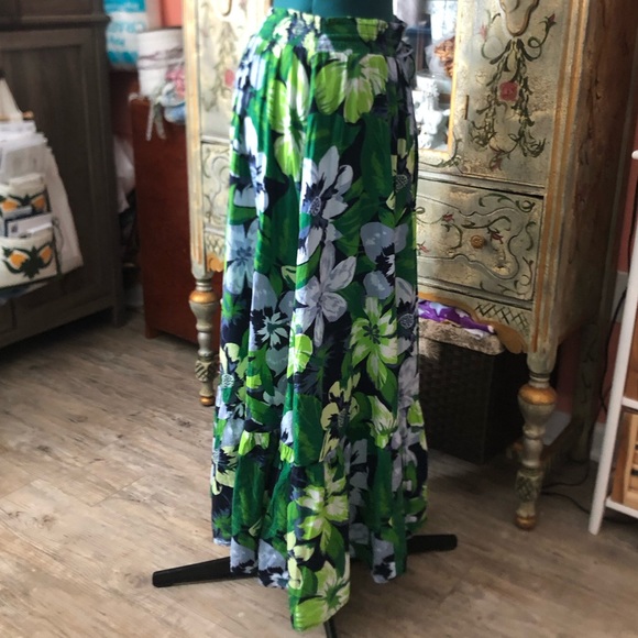 Aerie maxi skirt NWT - Picture 4 of 6